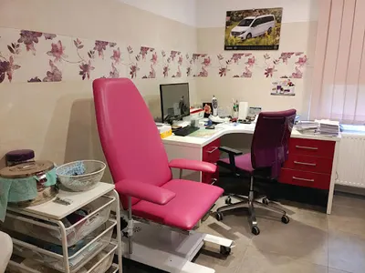 Dr n . med Wioletta Pietrawska-Urbaniec Specjalista audiolog Laryngolog